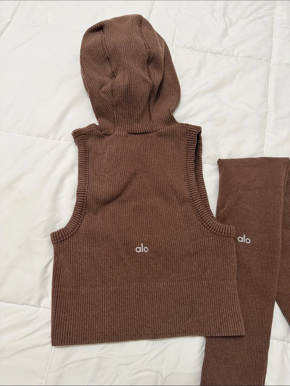 ALO Yoga Ribbed Cropped Cowl Tank & Sleeve Set in Brown
